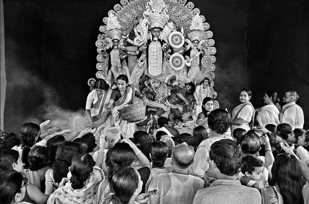 INDIA@75 FESTIVAL. EXPOSICIÓN «MOTHER INDIA» (LEÓN)